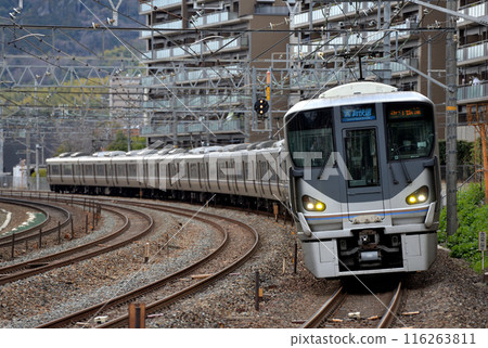 Series 225 new high-speed trains on the JR Kyoto Line Series 225 new high-speed trains on the JR Kyoto Line 116263811