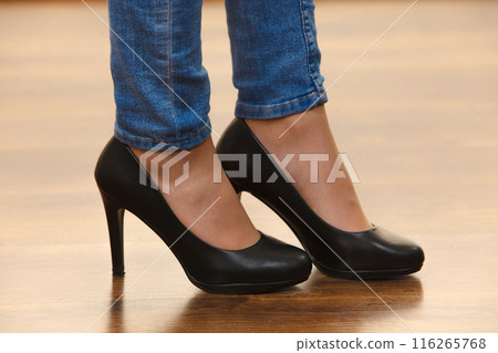 Unrecognizable woman wearing high heels Unrecognizable woman wearing high heels 116265768
