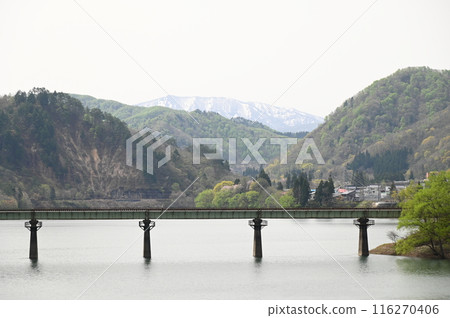 Spring in Yuda, Kitakami Line Railway Bridge 116270406