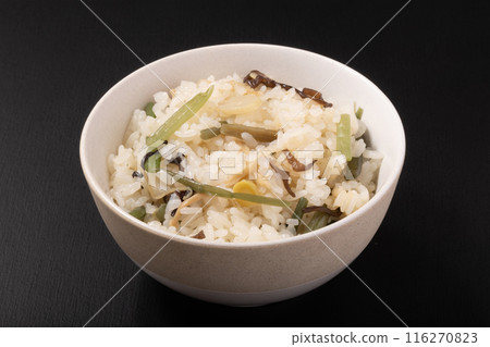 Wild vegetables and rice 116270823
