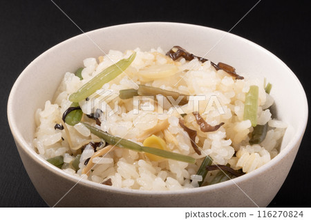 Wild vegetables and rice 116270824