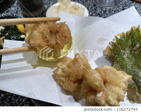 Cod milt tempura, a winter delicacy from Hokkaido 116272745
