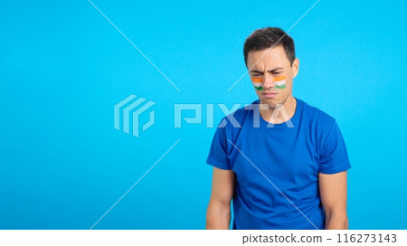 Indian supporter during an exciting march that is ultimately lost 116273143