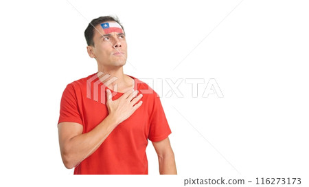 Man listening to the Chile national anthem with solemnity Man listening to the Chile national anthem with solemnity 116273173