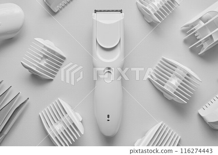 White hair clipper and attachments White hair clipper and attachments 116274443