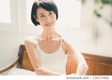 女生 女孩 女性 116274962