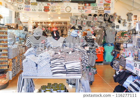 Alcatraz souvenir shop 116277111