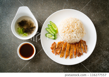 Grilled Chicken with Steamed Rice 116277557