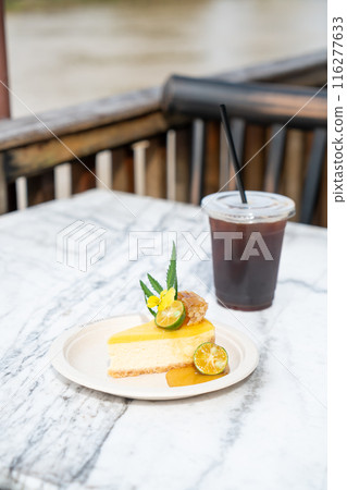 honey and kumquat cheese cake 116277633