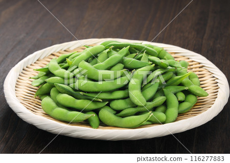 Fresh edamame beans in a colander Fresh edamame beans in a colander 116277883