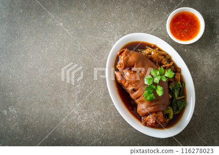 Stewed Pork Knuckle or Stewed Pork Leg 116278023