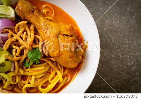 Northern Thai noodle curry soup with chicken 116278078