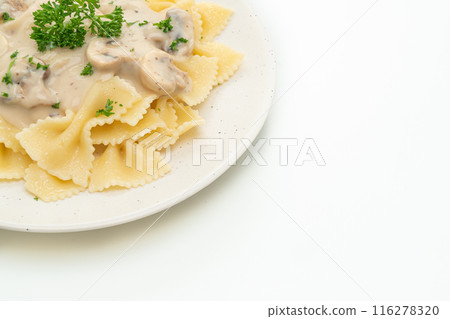 farfalle pasta with mushroom white cream sauce 116278320