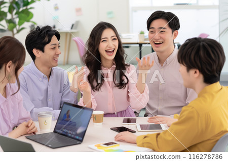 一場熱鬧的會議，好主意紛紛湧現_2 116278786