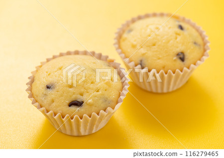 Gifts from children: Homemade muffins and sweets 116279465
