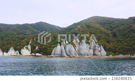 Hotokegaura, a natural monument located in Sai Village, Shimokita District, on the west coast of the Shimokita Peninsula in Aomori Prefecture. Hotokegaura, a natural monument located in Sai Village, Shimokita District, on the west coast of the Shimokita Peninsula in Aomori Prefecture. 116280833