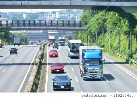 Traffic logistics image Tomei Expressway Traffic logistics image Tomei Expressway 116285453