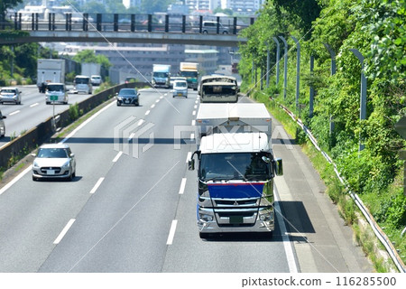 Traffic logistics image Tomei Expressway Traffic logistics image Tomei Expressway 116285500