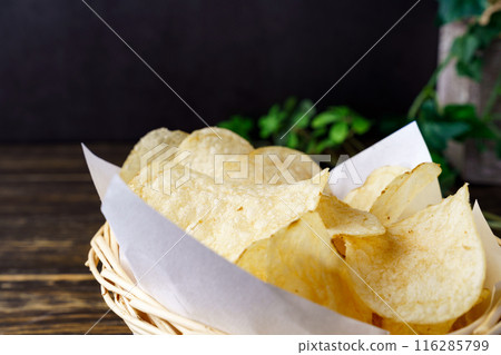 Crisps  Crisps  116285799