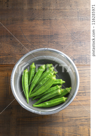 新鮮煮的秋葵 116285971