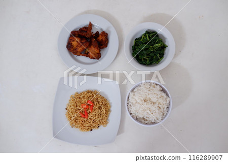 lunch menu. asian food 116289907