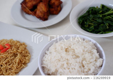 lunch menu. asian food 116289919