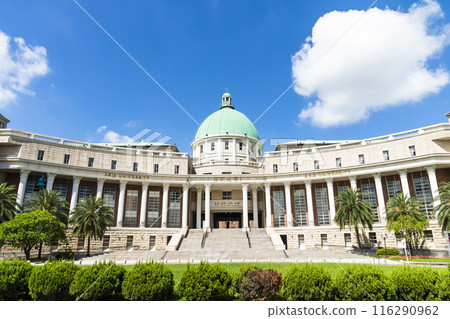 Building view of Asia University in Taichung, Taiwan. formerly Taichung Health and Management College. 116290962