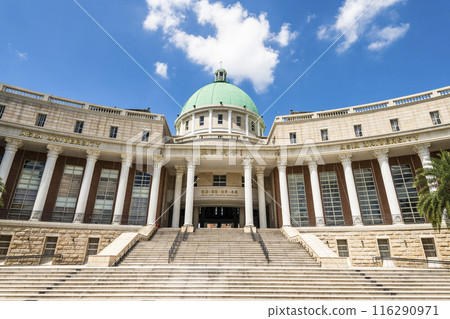 Building view of Asia University in Taichung, Taiwan. formerly Taichung Health and Management College. 116290971