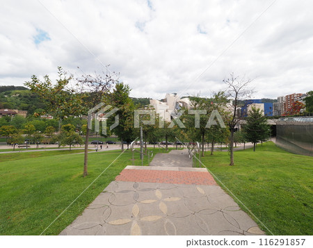 Alley in park at European Bilbao city in Spain Alley in park at European Bilbao city in Spain 116291857