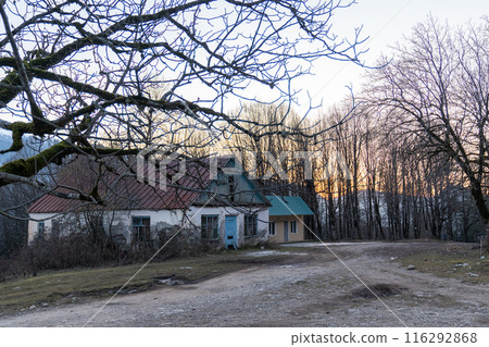 Old house in the village. 116292868