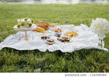Lakeside Picnic Feast on the park Lakeside Picnic Feast on the park 116296469