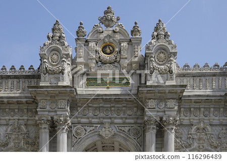 Exterior of gates to Dolmabahce Palace Exterior of gates to Dolmabahce Palace 116296489