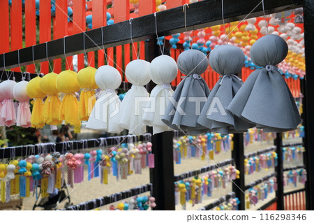 Many Teru Teru Bozu dolls displayed at the shrine 116298346
