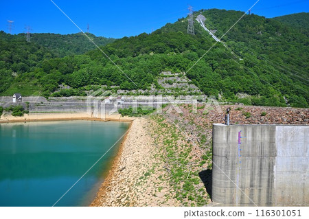 Futago Dam, emerald green Futago Dam Lake, Yuzawa Town Futago Dam, emerald green Futago Dam Lake, Yuzawa Town 116301051