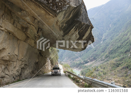 Drive car on road in tibet,china 116301588