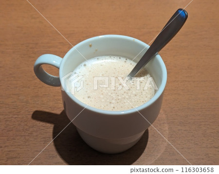 Soft drinks in restaurants Soft drinks in restaurants 116303658
