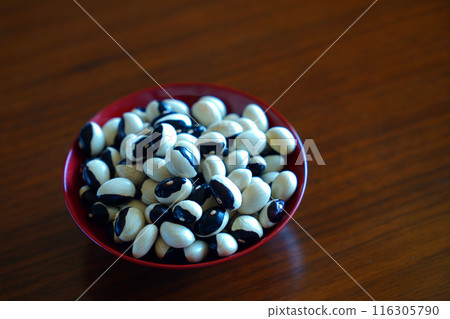 Orca beans (kidney beans) Orca beans (kidney beans) 116305790
