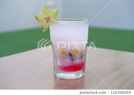 fresh fruit drink 116308569