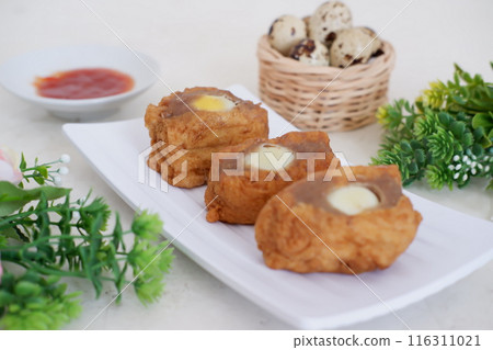 tofu filled with delicious quail eggs tofu filled with delicious quail eggs 116311021