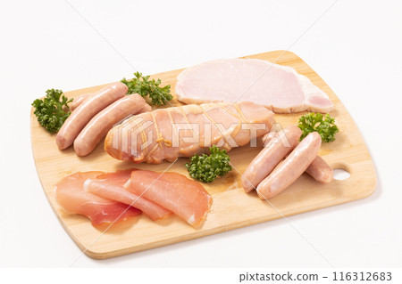 加工肉類（生火腿、手捲烤火腿、白烤火腿、香腸） 116312683