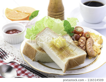 早餐形象（白麵包、吐司、炒蛋、維也納、咖啡） 116314509