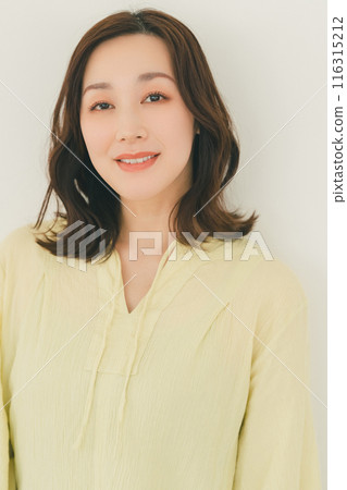 女生 女孩 女性 116315212