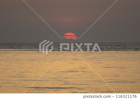 Sunset over the sea Sunset over the sea 116321176