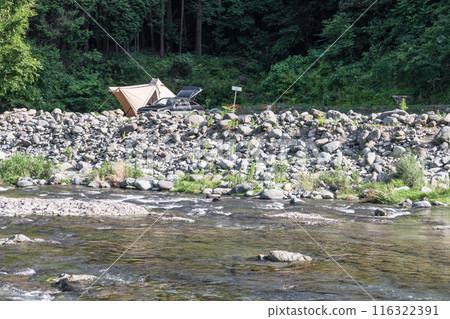 [Auto camping site on the other side of the Doshi River] 116322391