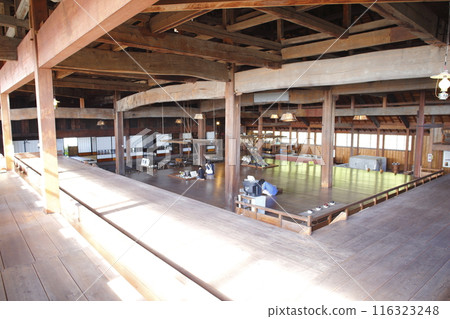 北海道復原的原花田家板屋內楊人生活區 北海道復原的原花田家板屋內楊人生活區 116323248