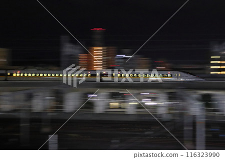Sanyo Shinkansen 700 series late at night: Hikari Railstar train 116323990