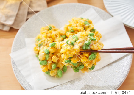 Deep-fried corn and edamame 116330455