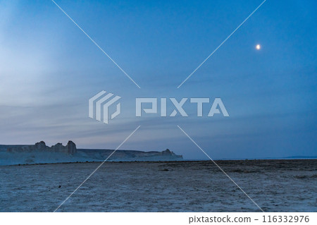 Dawn on the Ustyurt Plateau in Mangistau 116332976