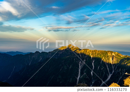 Morning view of Mt. Yari and Mt. Kasagatake 116333270