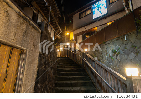 有福溫泉,夜晚的溫泉小鎮 有福溫泉,夜晚的溫泉小鎮 116334431